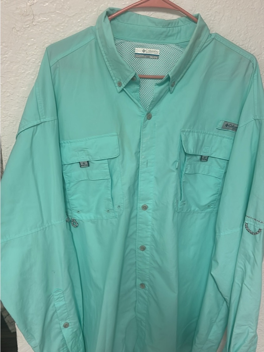 Columbia Men's Teal Button-Down Fishing Shirt